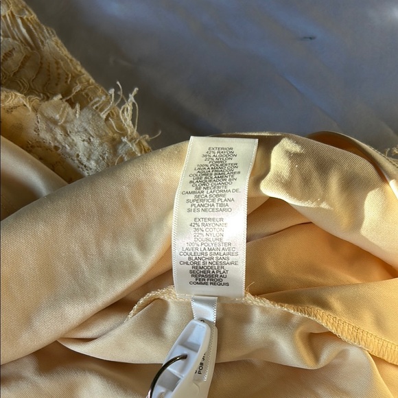 Yellow Sheath Dress with 3/4 Bell Sleeves and Scoop Neck - Picture 7 of 10